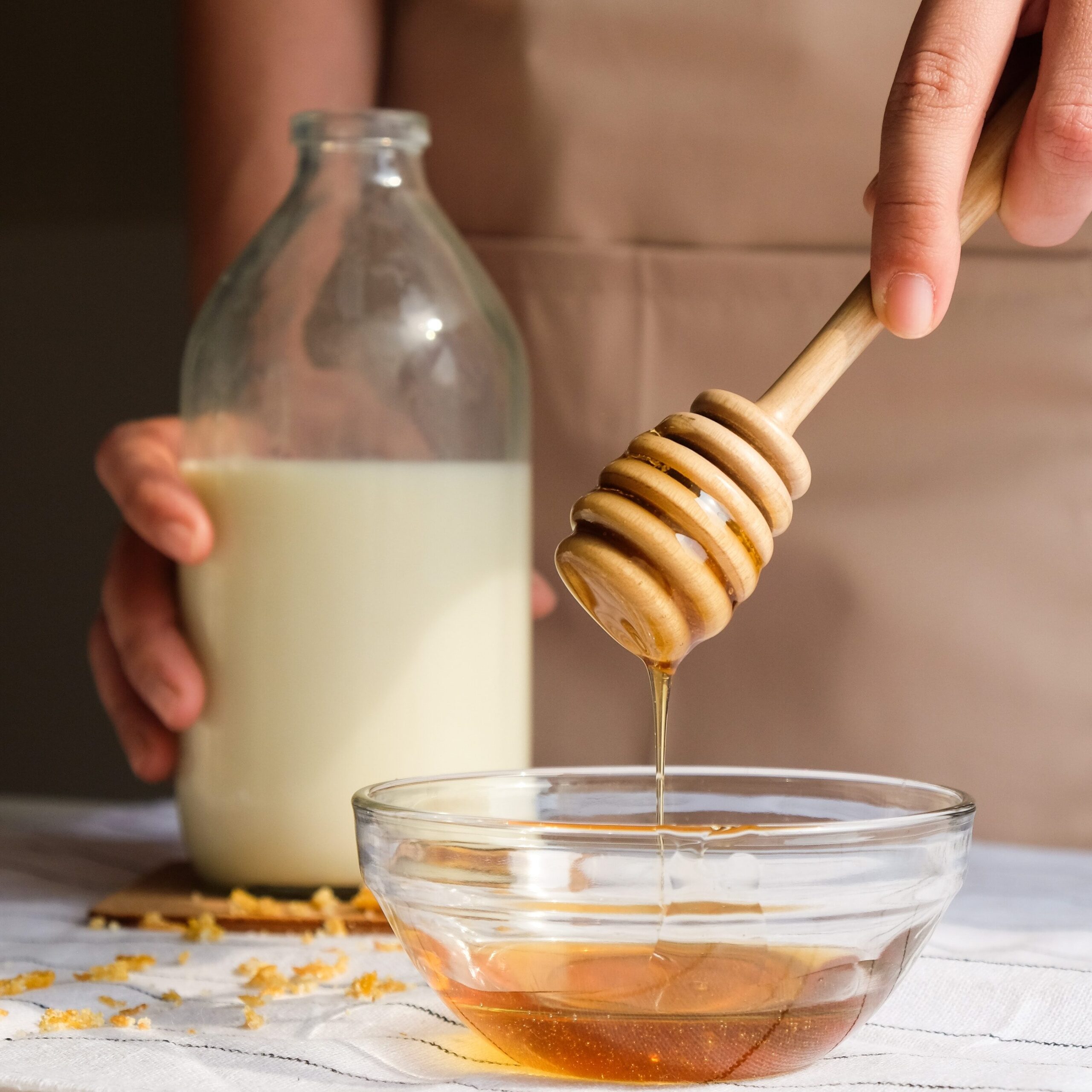 Health benefits of honey with milk : Mohit Tandon