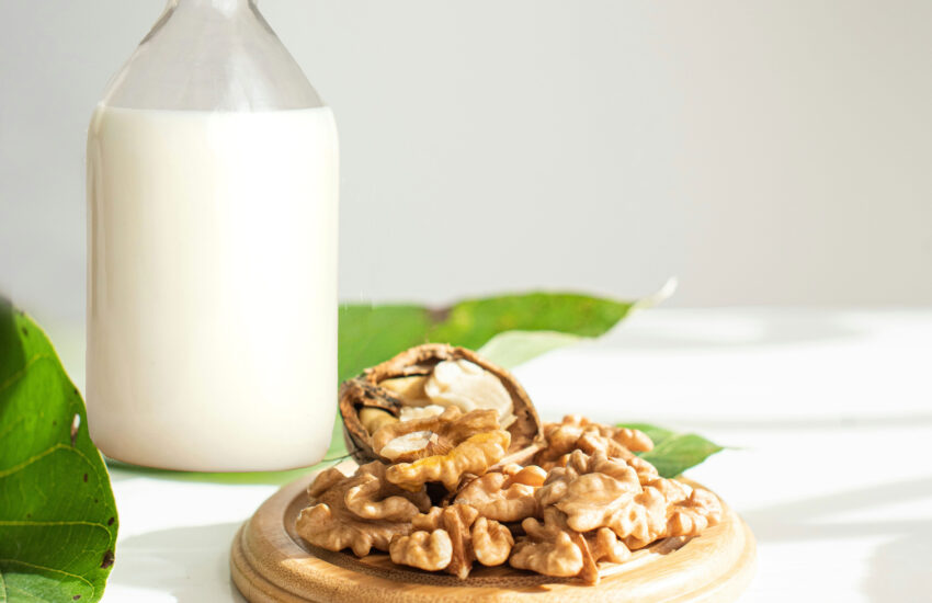 15 Health Benefits of Walnut Milk : Mohit Tandon chicago